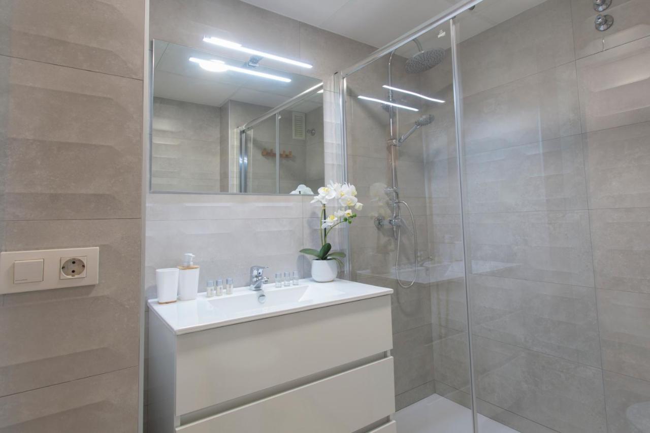 Apartamento Santuario De La Victoria Málaga Eksteriør billede