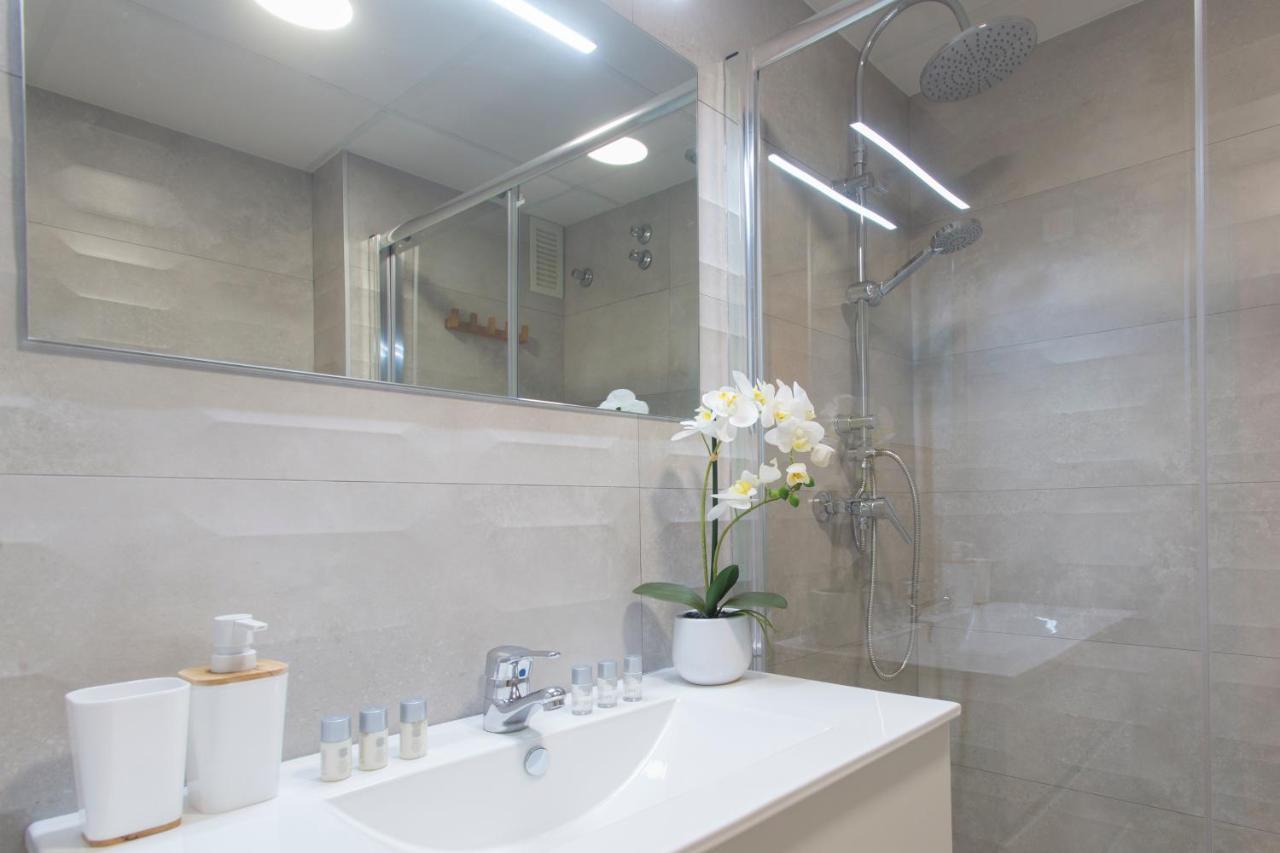 Apartamento Santuario De La Victoria Málaga Eksteriør billede
