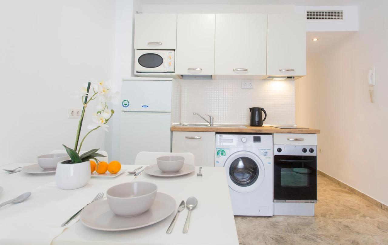 Apartamento Santuario De La Victoria Málaga Eksteriør billede