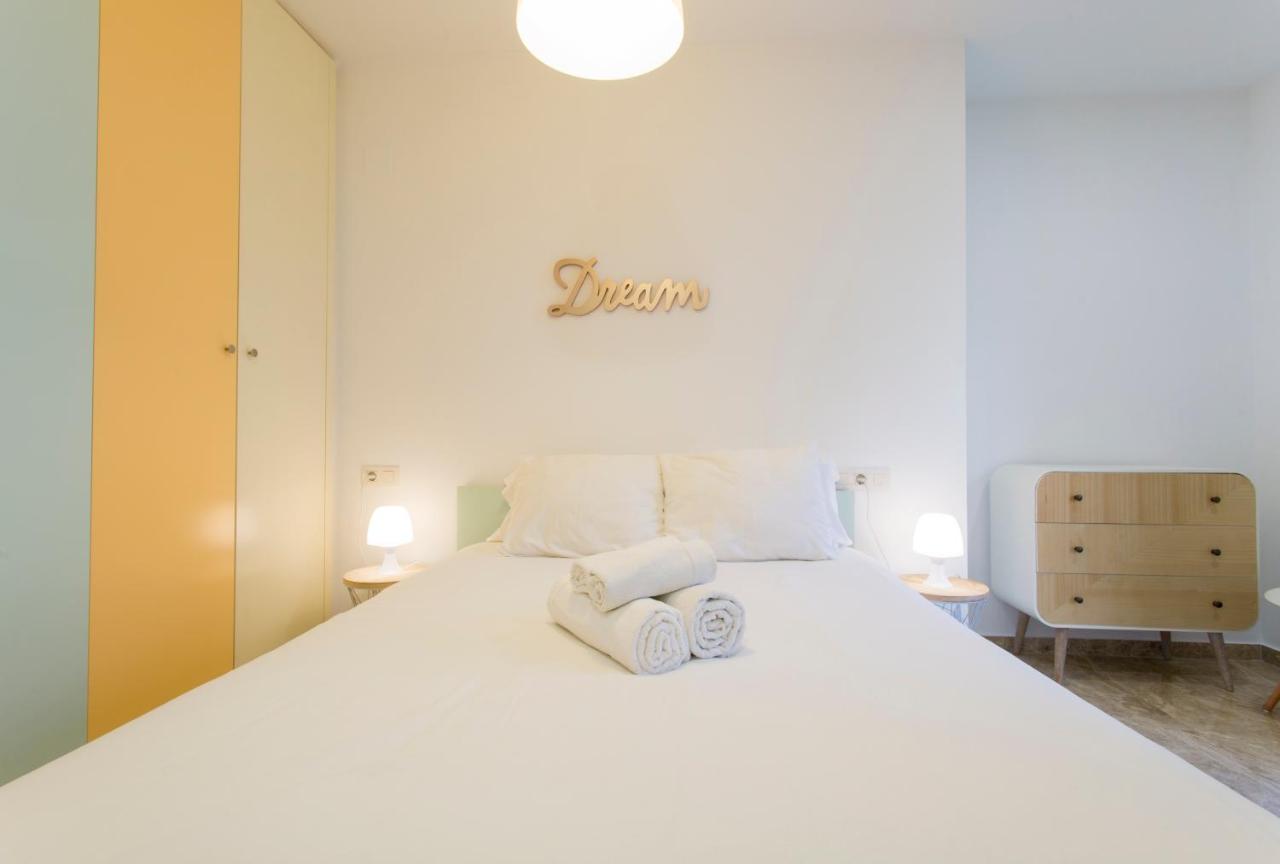 Apartamento Santuario De La Victoria Málaga Eksteriør billede