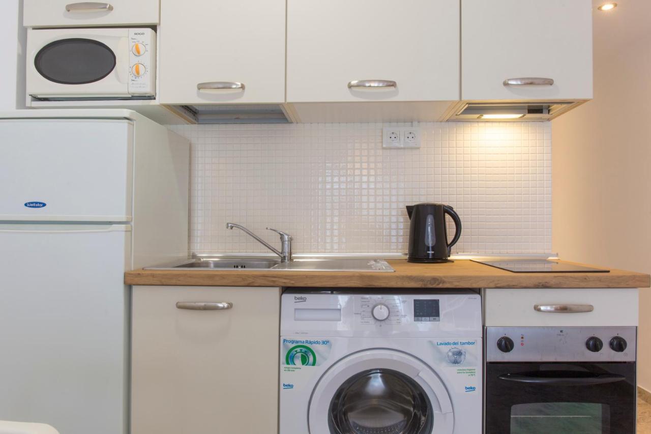 Apartamento Santuario De La Victoria Málaga Eksteriør billede
