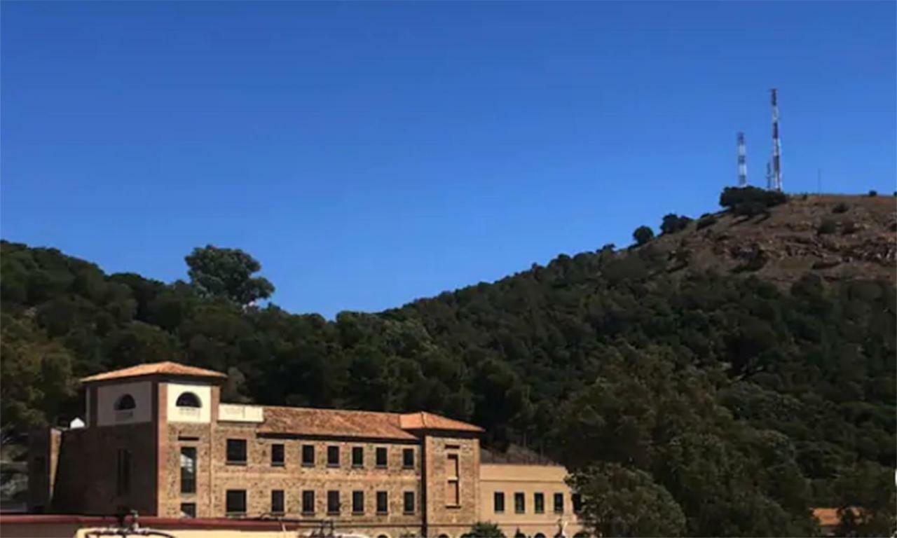 Apartamento Santuario De La Victoria Málaga Eksteriør billede