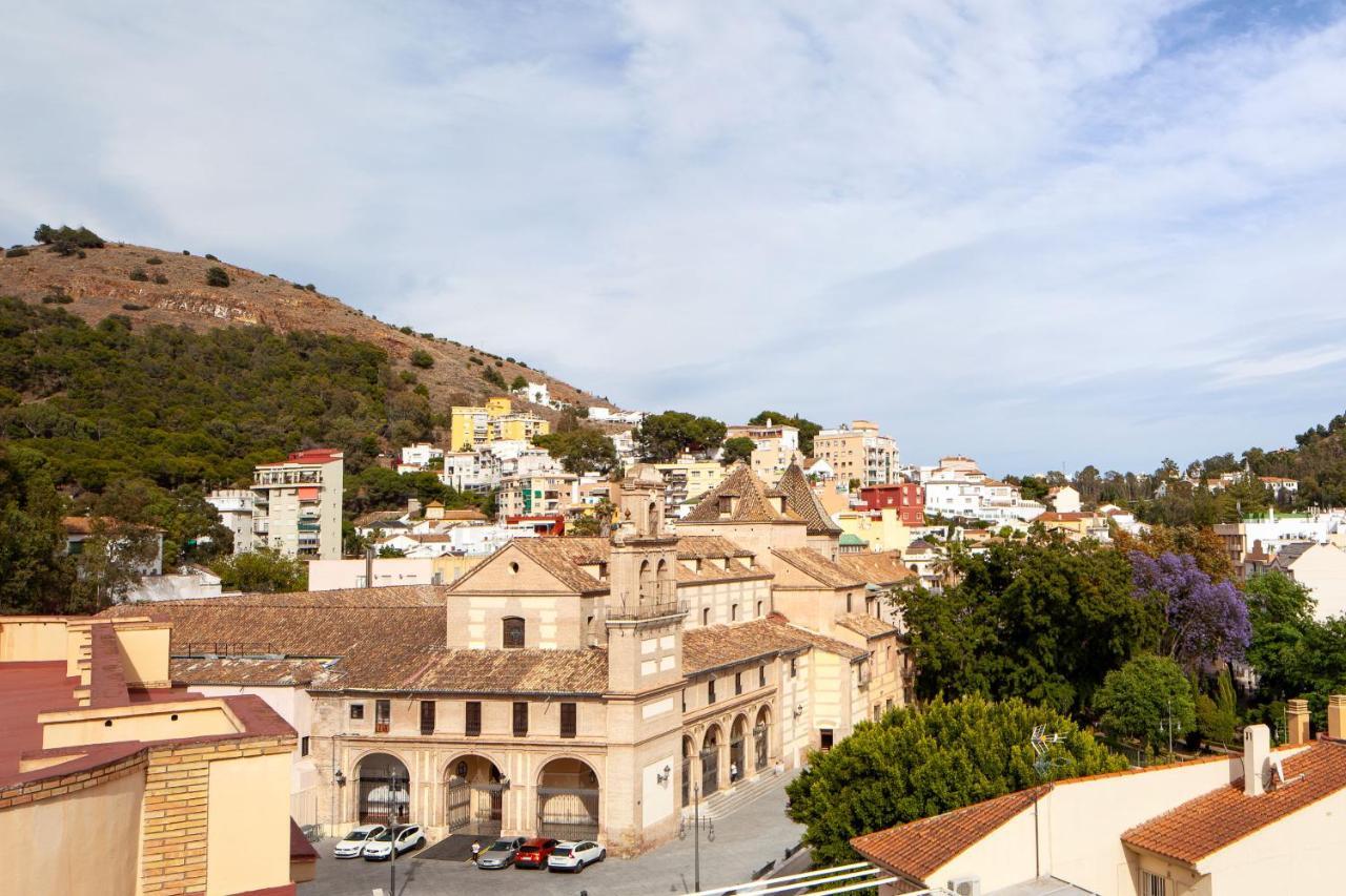 Apartamento Santuario De La Victoria Málaga Eksteriør billede